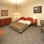 Bialy Dom Henlex Hotel Restauracja