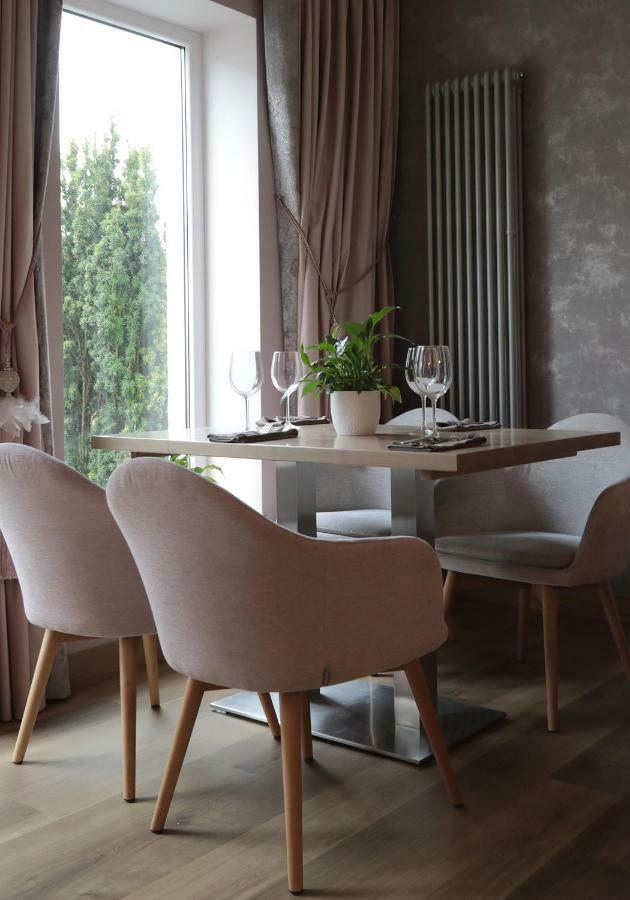 Hotel Bialy Dom Henlex Restauracja Poznan